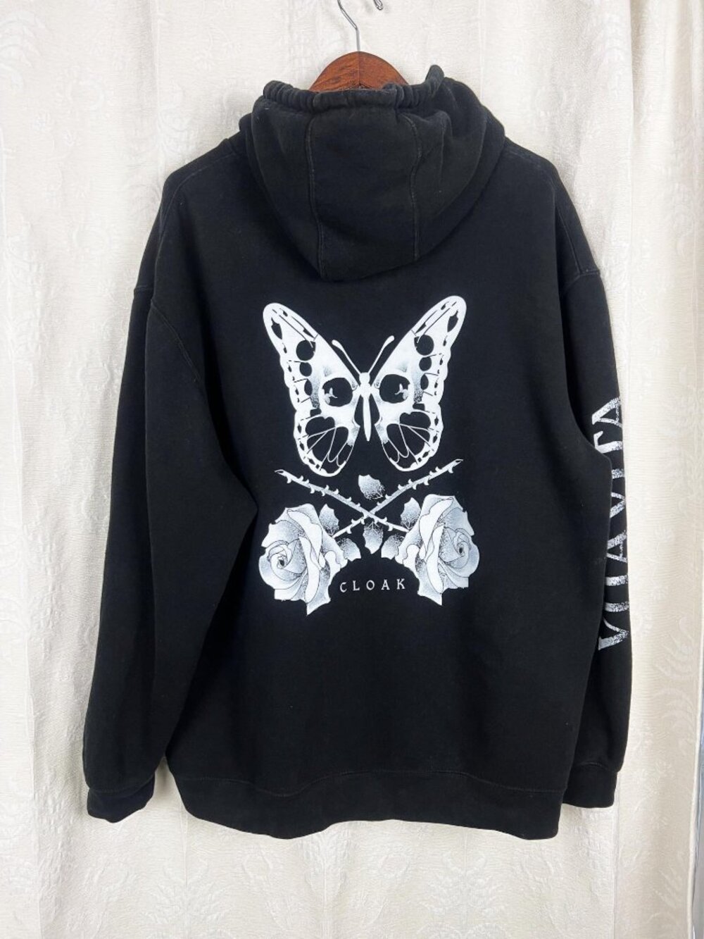 Cloak Brand "Vita Vita" sweatshirt hoodie unisex 2X butterfly roses Marikiplier